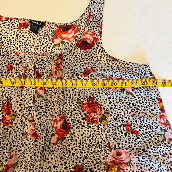 Torrid Tank Top Women's Size 1X Plus Size Floral Animal Print Tulip Back - Picture 9 of 10